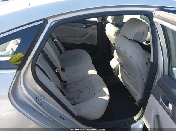 5NPE24AF3HH530407 2017 HYUNDAI SONATA - Image 8