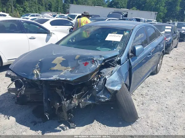5NPE24AF3HH530570 2017 HYUNDAI SONATA - Image 2
