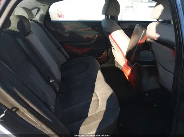 5NPE24AF3HH530844 2017 HYUNDAI SONATA - Image 8