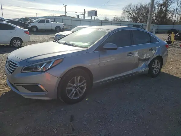 5NPE24AF3HH531850 2017 HYUNDAI SONATA - Image 1