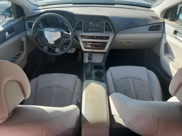 5NPE24AF3HH532643 2017 HYUNDAI SONATA - Image 8