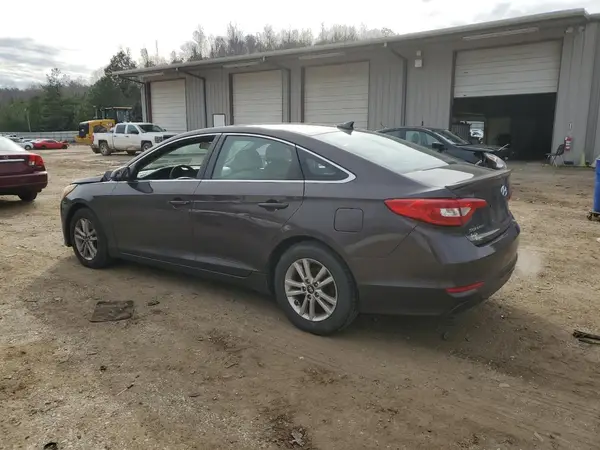5NPE24AF3HH532755 2017 HYUNDAI SONATA - Image 2