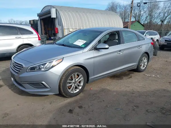 5NPE24AF3HH536577 2017 HYUNDAI SONATA - Image 2