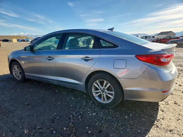 5NPE24AF3HH540757 2017 HYUNDAI SONATA - Image 2