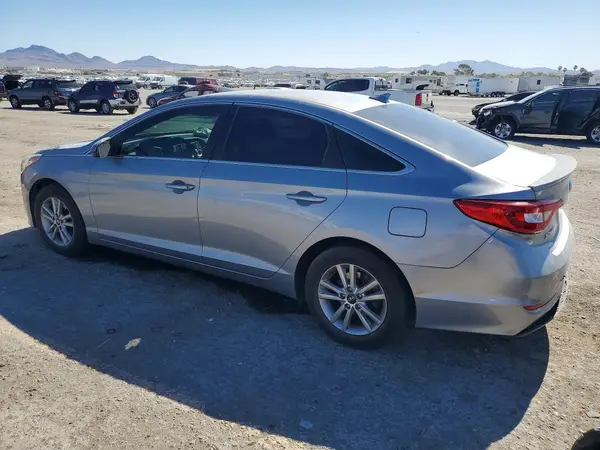 5NPE24AF3HH540760 2017 HYUNDAI SONATA - Image 2