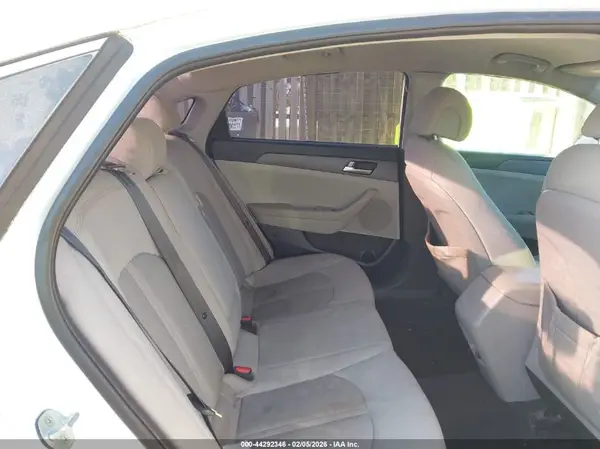 5NPE24AF3HH541648 2017 HYUNDAI SONATA - Image 8