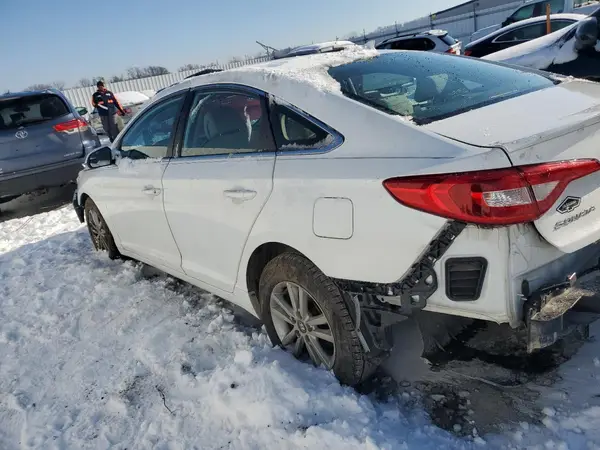 5NPE24AF3HH549815 2017 HYUNDAI SONATA - Image 2