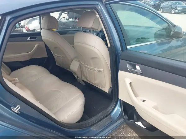 5NPE24AF3HH553833 2017 HYUNDAI SONATA - Image 8