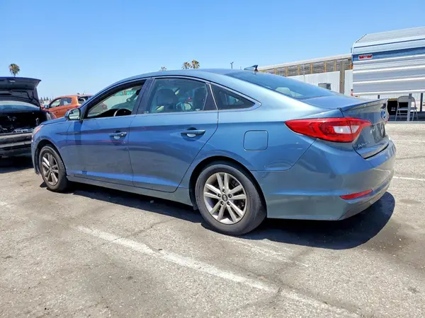 5NPE24AF3HH557896 2017 HYUNDAI SONATA - Image 2