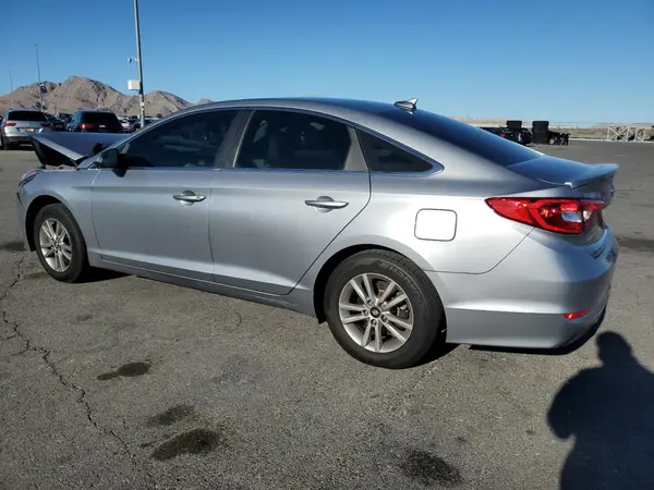 5NPE24AF3HH558272 2017 HYUNDAI SONATA - Image 2
