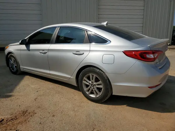 5NPE24AF3HH558563 2017 HYUNDAI SONATA - Image 2