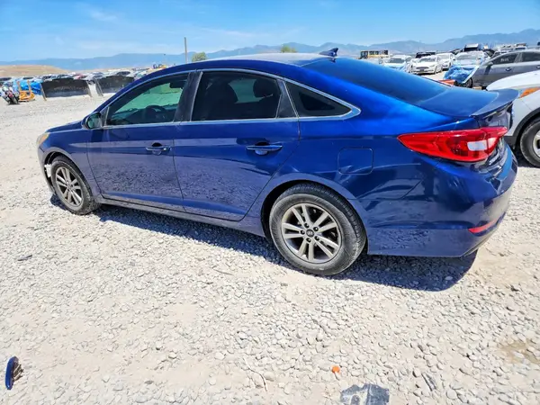 5NPE24AF3HH559180 2017 HYUNDAI SONATA - Image 2