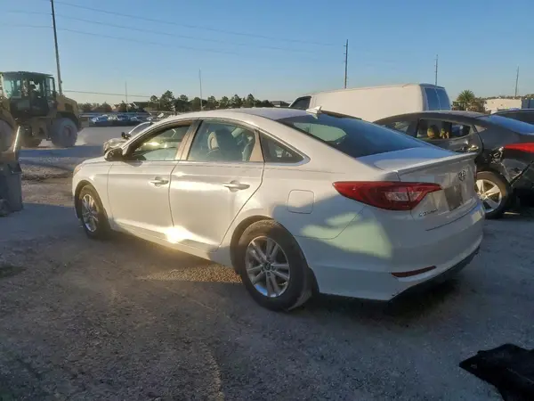 5NPE24AF3HH560040 2017 HYUNDAI SONATA - Image 2