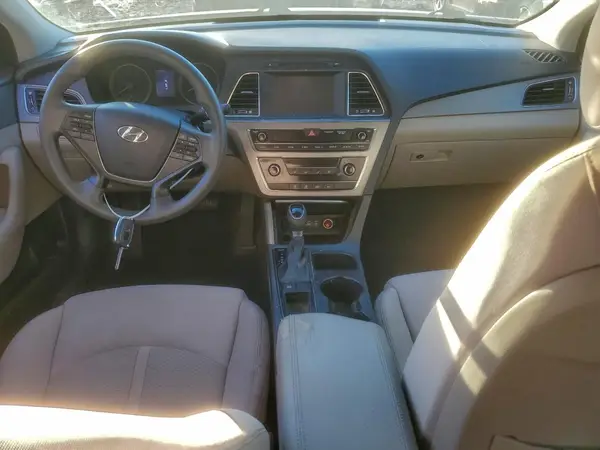 5NPE24AF3HH560040 2017 HYUNDAI SONATA - Image 8