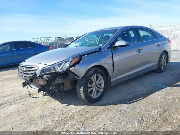 5NPE24AF3HH560734 2017 HYUNDAI SONATA - Image 2