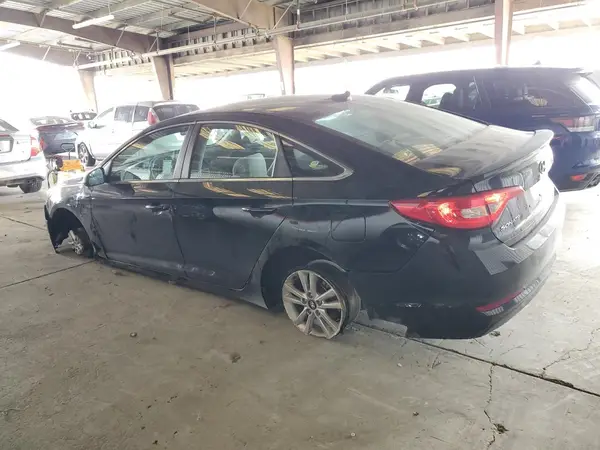 5NPE24AF3HH561737 2017 HYUNDAI SONATA - Image 2