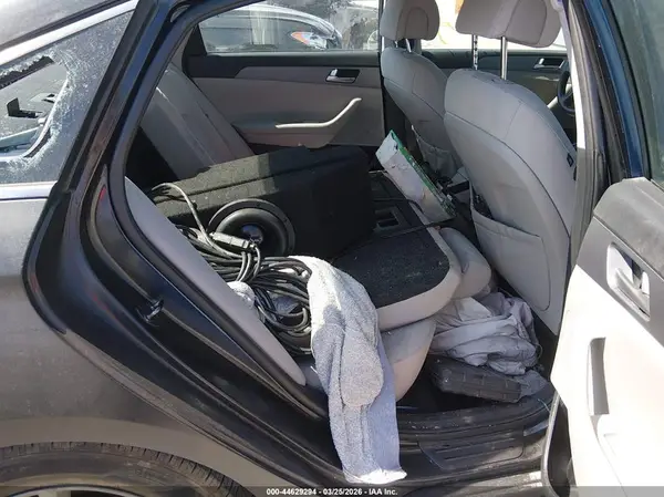 5NPE24AF3HH562712 2017 HYUNDAI SONATA - Image 8