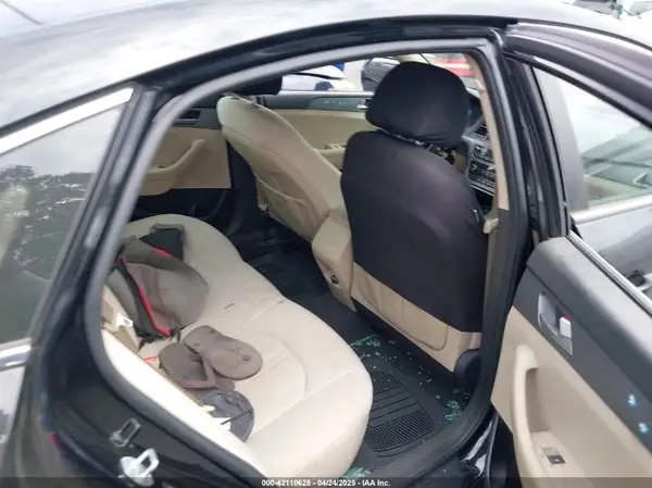 5NPE24AF3HH563276 2017 HYUNDAI SONATA - Image 8
