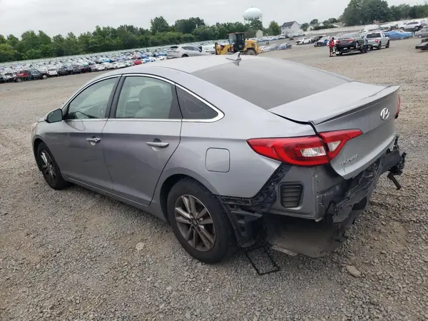 5NPE24AF3HH563763 2017 HYUNDAI SONATA - Image 2
