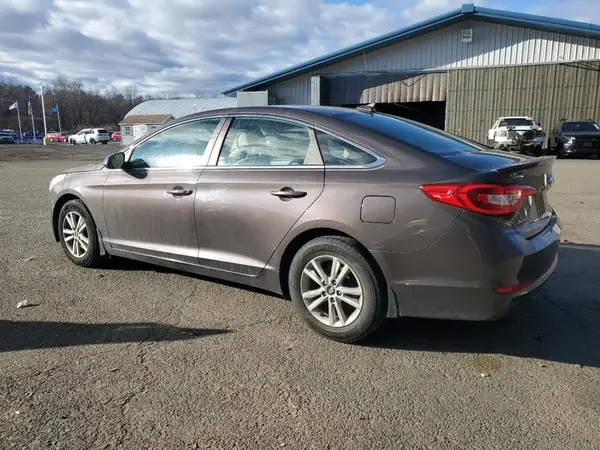5NPE24AF3HH563889 2017 HYUNDAI SONATA - Image 2