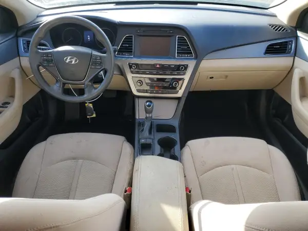 5NPE24AF3HH563889 2017 HYUNDAI SONATA - Image 8