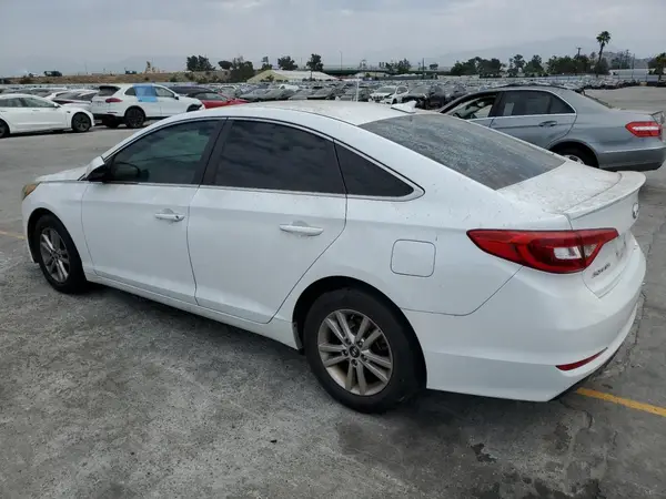 5NPE24AF3HH564766 2017 HYUNDAI SONATA - Image 2