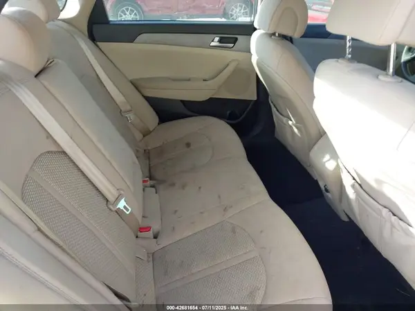 5NPE24AF3HH566565 2017 HYUNDAI SONATA - Image 8