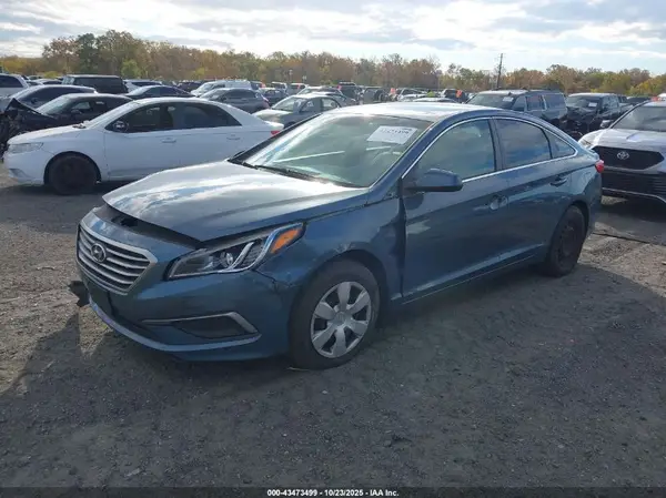 5NPE24AF3HH567344 2017 HYUNDAI SONATA - Image 2