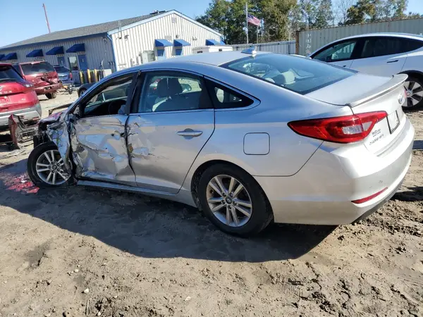 5NPE24AF3HH567604 2017 HYUNDAI SONATA - Image 2