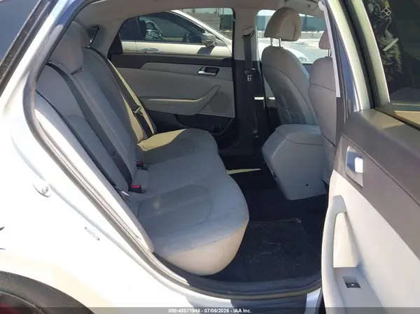 5NPE24AF3HH576934 2017 HYUNDAI SONATA - Image 8