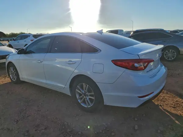 5NPE24AF3HH578683 2017 HYUNDAI SONATA - Image 2