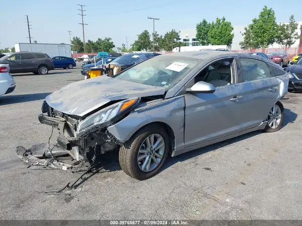 5NPE24AF3HH579039 2017 HYUNDAI SONATA - Image 2