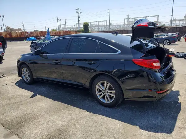 5NPE24AF3HH580658 2017 HYUNDAI SONATA - Image 2