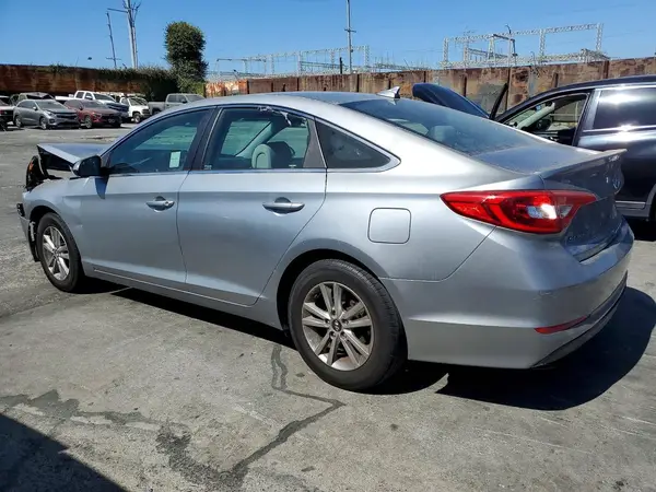 5NPE24AF3HH580675 2017 HYUNDAI SONATA - Image 2