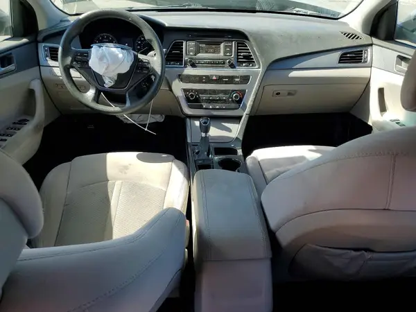5NPE24AF3HH580675 2017 HYUNDAI SONATA - Image 8