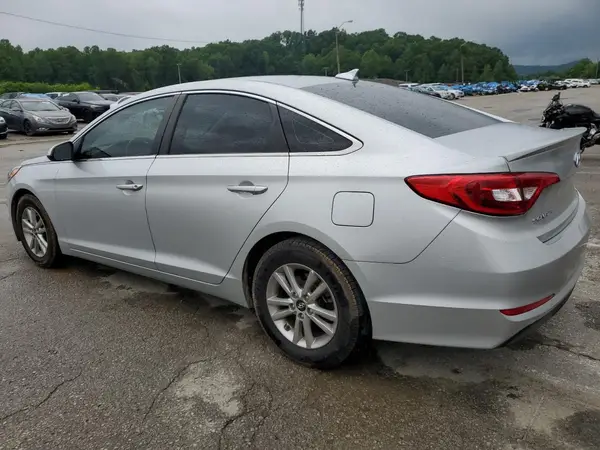 5NPE24AF3HH584015 2017 HYUNDAI SONATA - Image 2