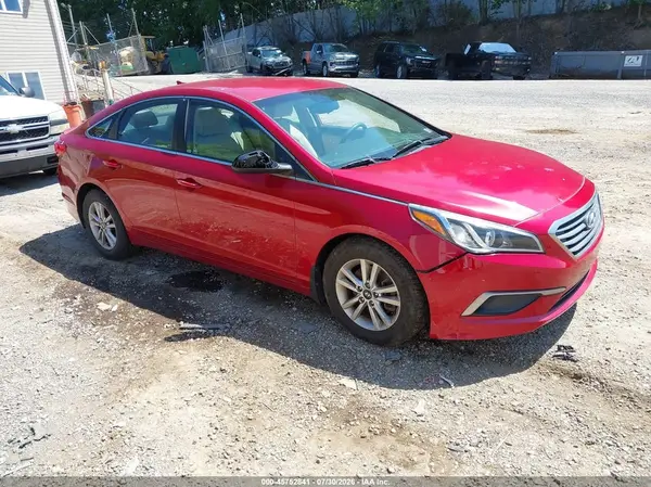 5NPE24AF3HH584094 2017 HYUNDAI SONATA - Image 1