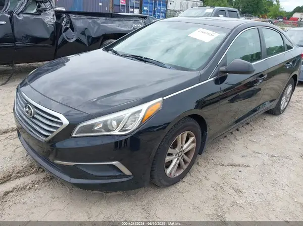 5NPE24AF3HH584287 2017 HYUNDAI SONATA - Image 2