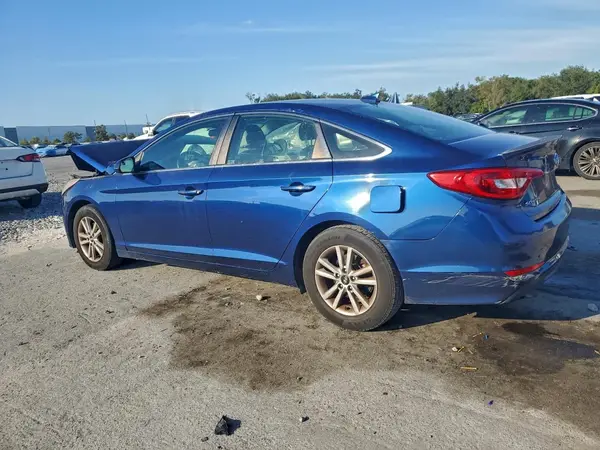 5NPE24AF3HH585410 2017 HYUNDAI SONATA - Image 2