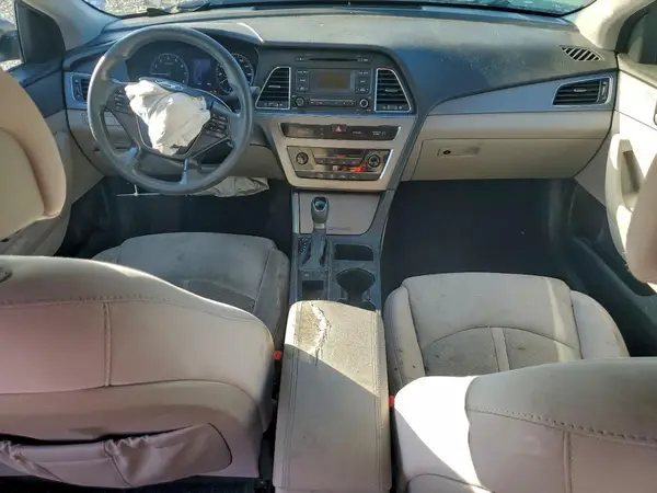 5NPE24AF3HH585410 2017 HYUNDAI SONATA - Image 8