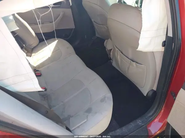 5NPE24AF3HH585486 2017 HYUNDAI SONATA - Image 8