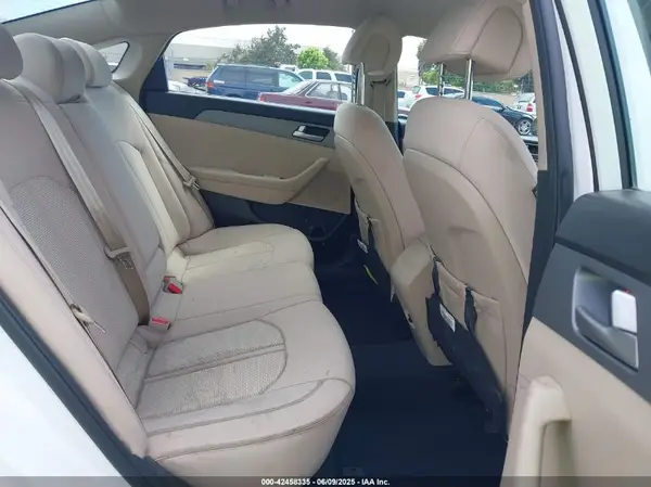 5NPE24AF3HH586394 2017 HYUNDAI SONATA - Image 8