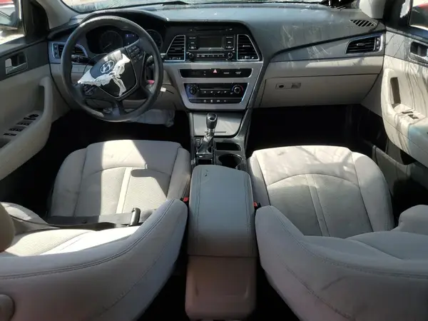 5NPE24AF3HH588436 2017 HYUNDAI SONATA - Image 8