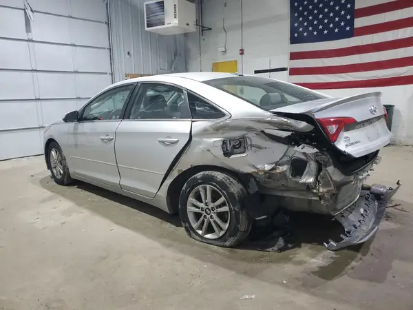 5NPE24AF3HH590025 2017 HYUNDAI SONATA - Image 2