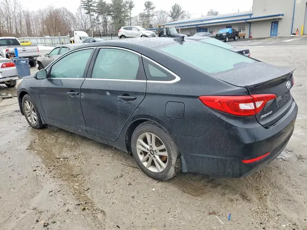 5NPE24AF3HH593720 2017 HYUNDAI SONATA - Image 2