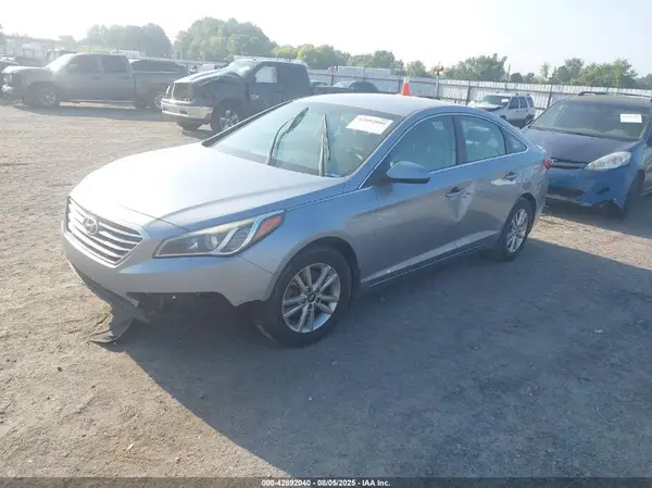 5NPE24AF3HH594432 2017 HYUNDAI SONATA - Image 2