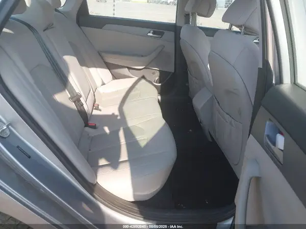 5NPE24AF3HH594432 2017 HYUNDAI SONATA - Image 8