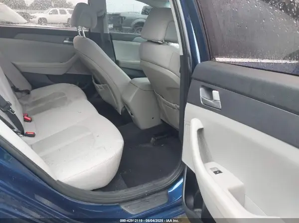 5NPE24AF3HH596116 2017 HYUNDAI SONATA - Image 8