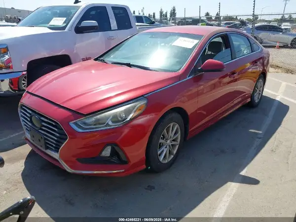 5NPE24AF3JH599281 2018 HYUNDAI SONATA - Image 2