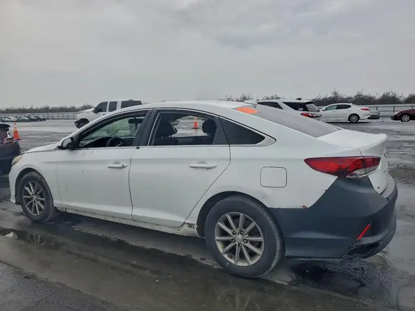5NPE24AF3JH599734 2018 HYUNDAI SONATA - Image 2